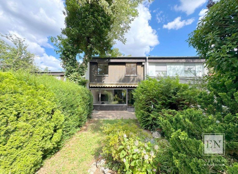 Haus M�nchen Reihenhaus Bestlage trifft Gestaltungsm�glichkeit: Reihenhaus mit XL-Garten