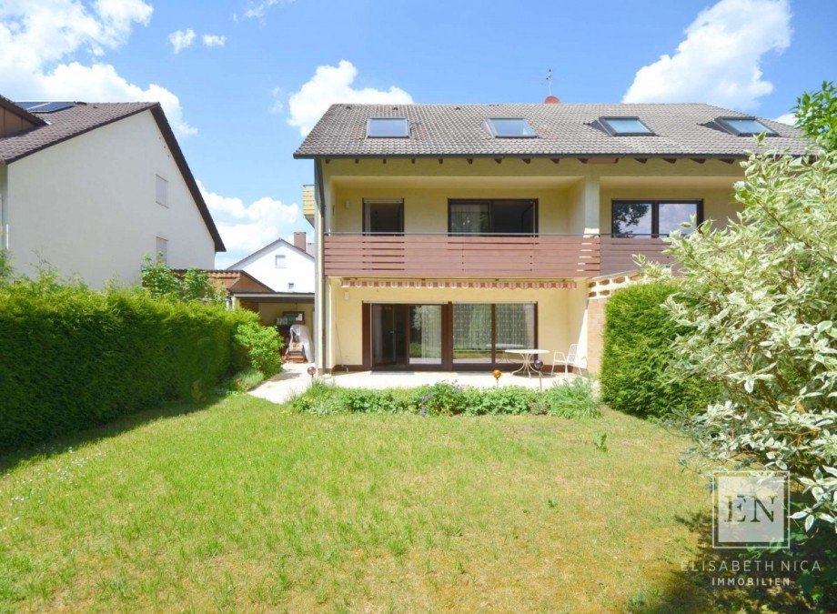 Hausansicht Doppelhaush�lfte H�henkirchen-Siegertsbrunn