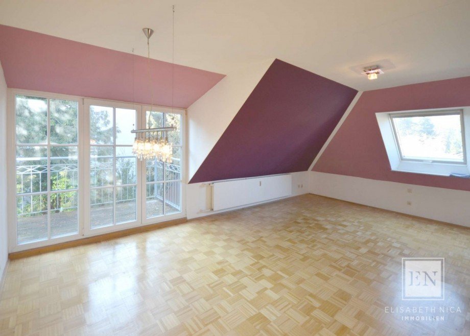 Wohnzimmer OG Zweifamilienhaus M�nchen