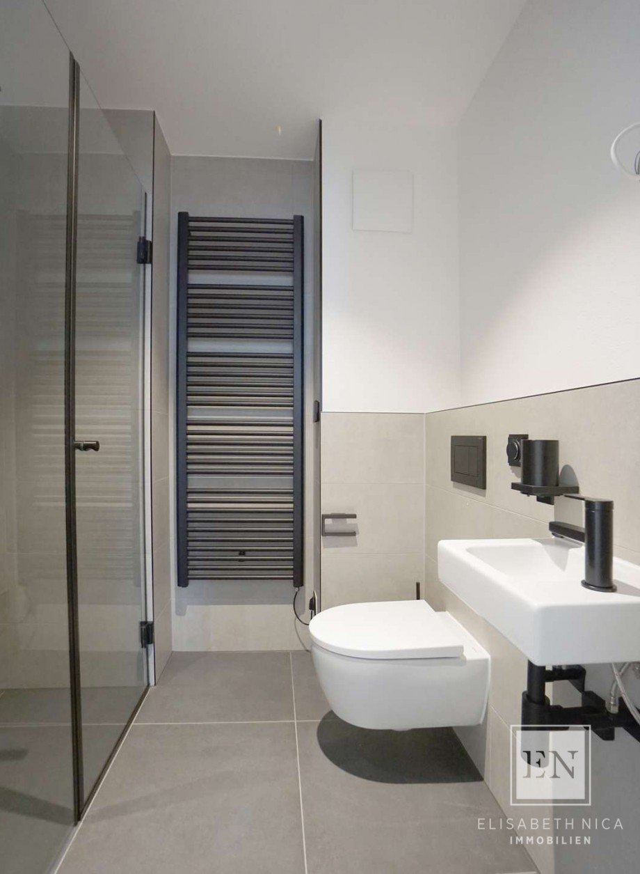 Duschbad EG Erdgeschosswohnung M�nchen