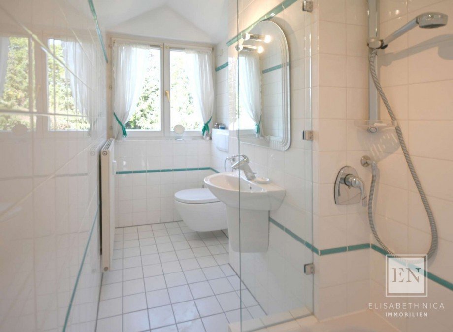 Duschbad Dachgeschosswohnung M�nchen
