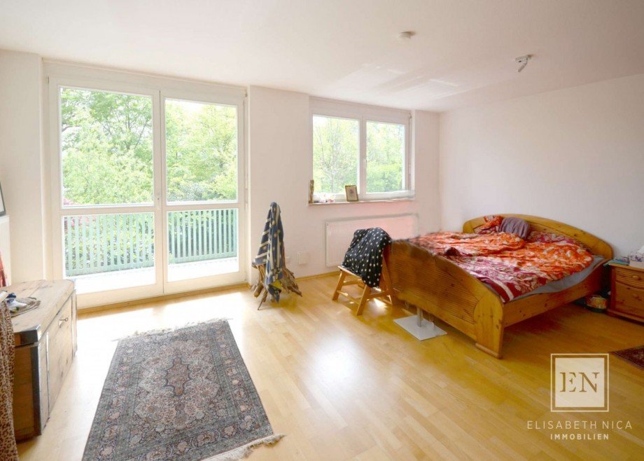 Schlafzimmer Doppelhaush�lfte M�nchen