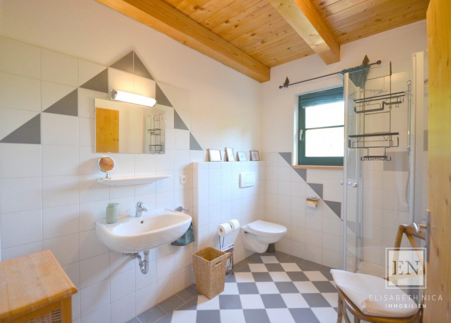 Duschbad Erdgeschoss Bauernhaus Altenmarkt im Pongau
