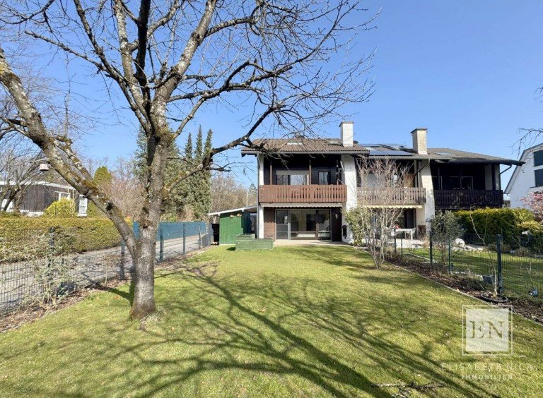 Garten und Blick aufs Haus M�nchen Reihenendhaus Waldtrudering - Gro�es Reiheneckhaus in perfekter Lage