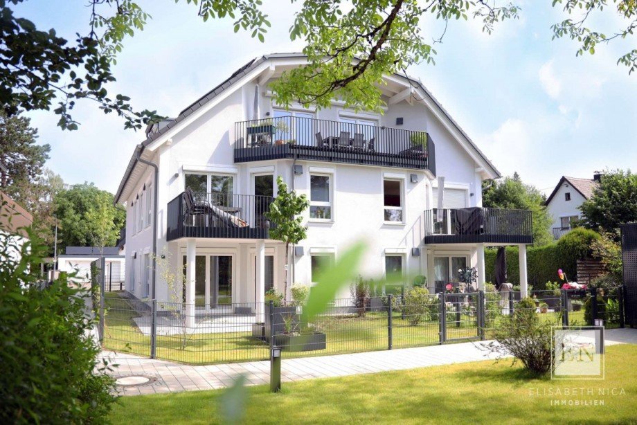 01 Gartenansicht_Sommer Erdgeschosswohnung M�nchen
